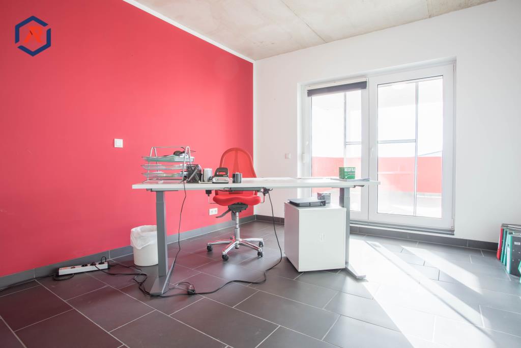 Büro 1