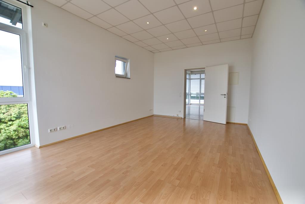 Büro 1