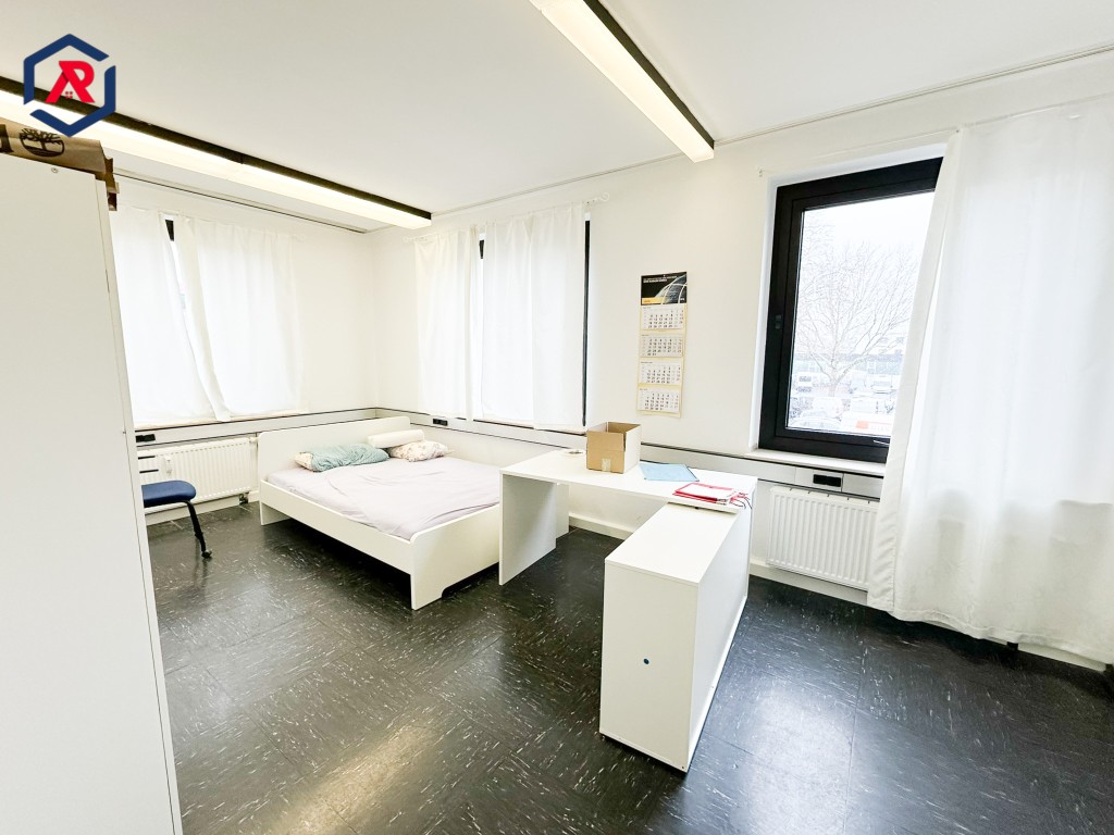Büro 6