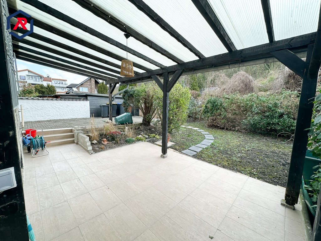 überdachte Terrasse