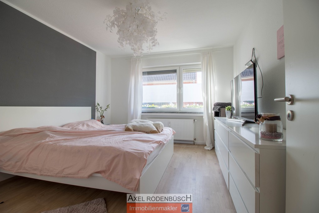 Schlafzimmer EG