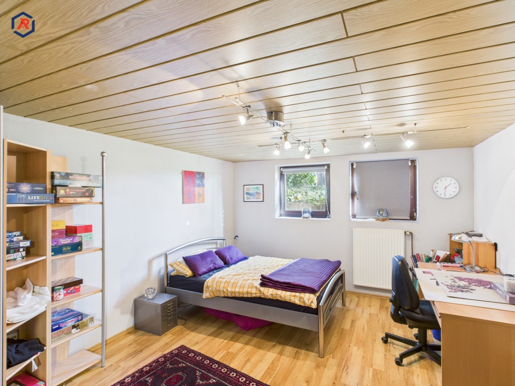 Raum vorne im Keller